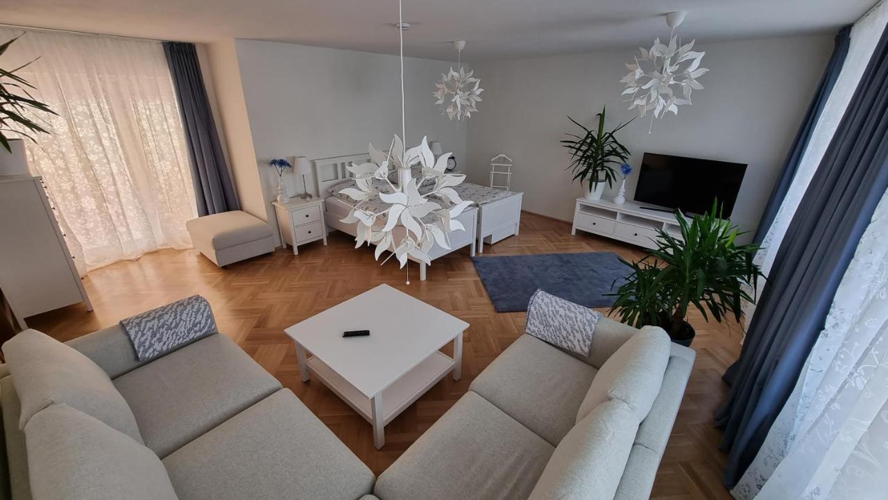 Ferienwohnung Kirsten Markranstädt Esterno foto