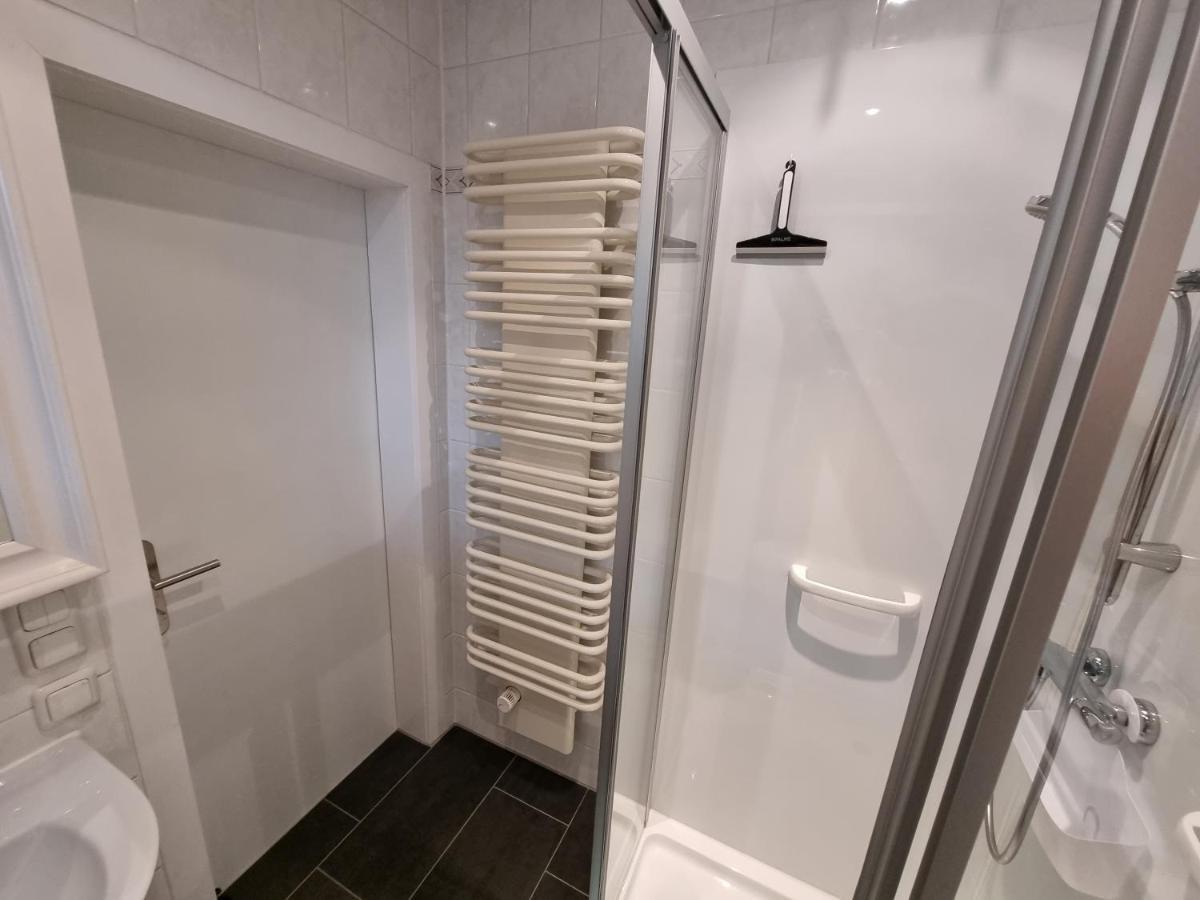 Ferienwohnung Kirsten Markranstädt Esterno foto