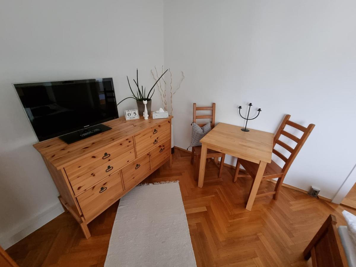 Ferienwohnung Kirsten Markranstädt Esterno foto