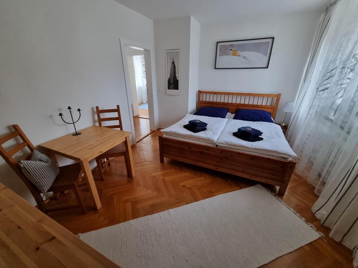 Ferienwohnung Kirsten Markranstädt Esterno foto